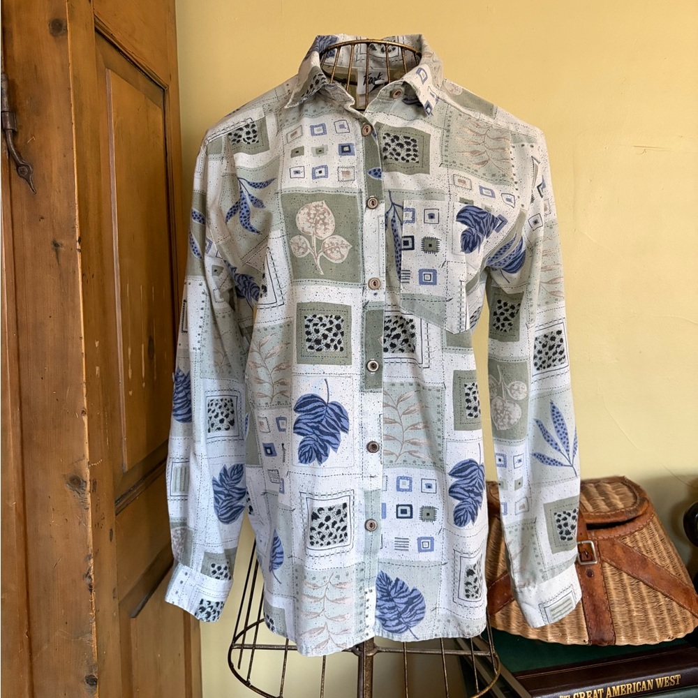 VINTAGE Tapestry Spring Leaves Patterned Button-Up Shirt Roll Tab Sleeves